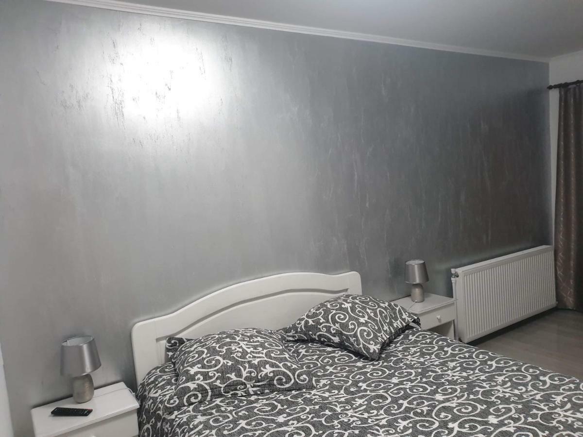 Pensiunea Gallamar Bîrlad Esterno foto